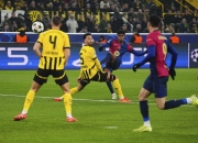 米兰体育官方网站-包含惊险对决悬念赛局引发足坛热议的词条