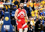 米兰体育网页版-猛龙主场取得六连胜，新秀范弗利特表现抢眼