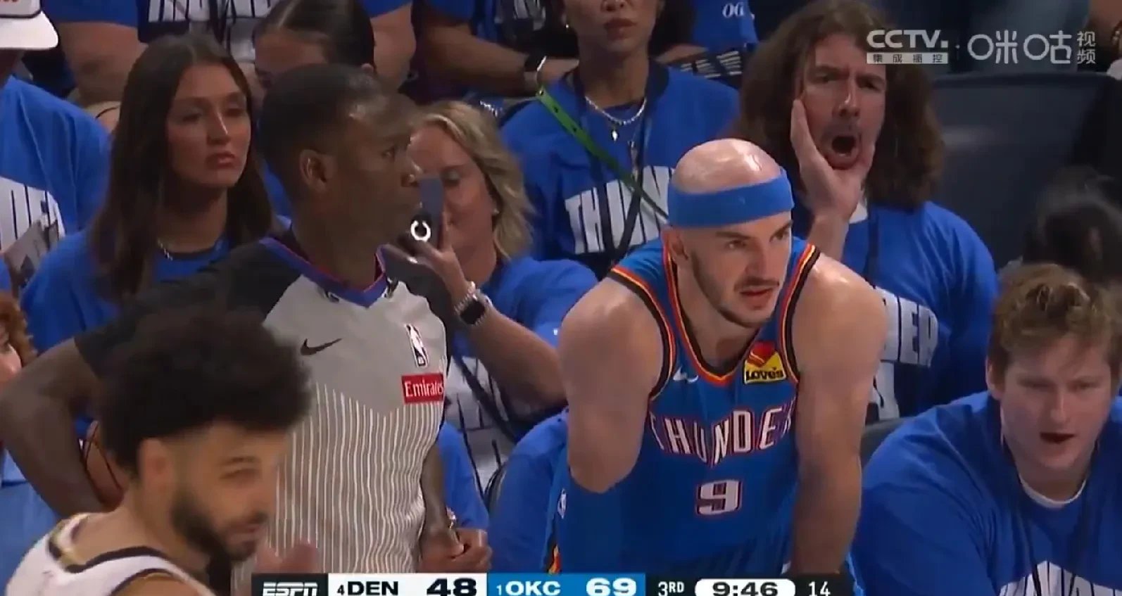 勇士惨败掘金吞下败仗 勇士惨败掘金吞下败仗