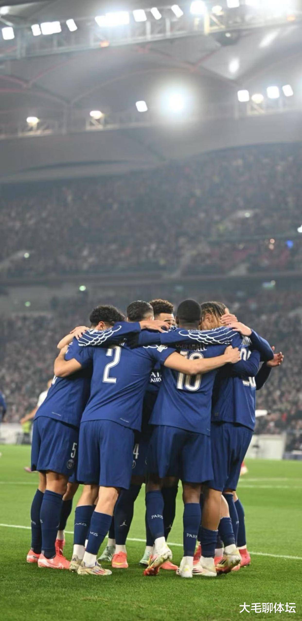 阵容整合，里尔队重掌领先地位