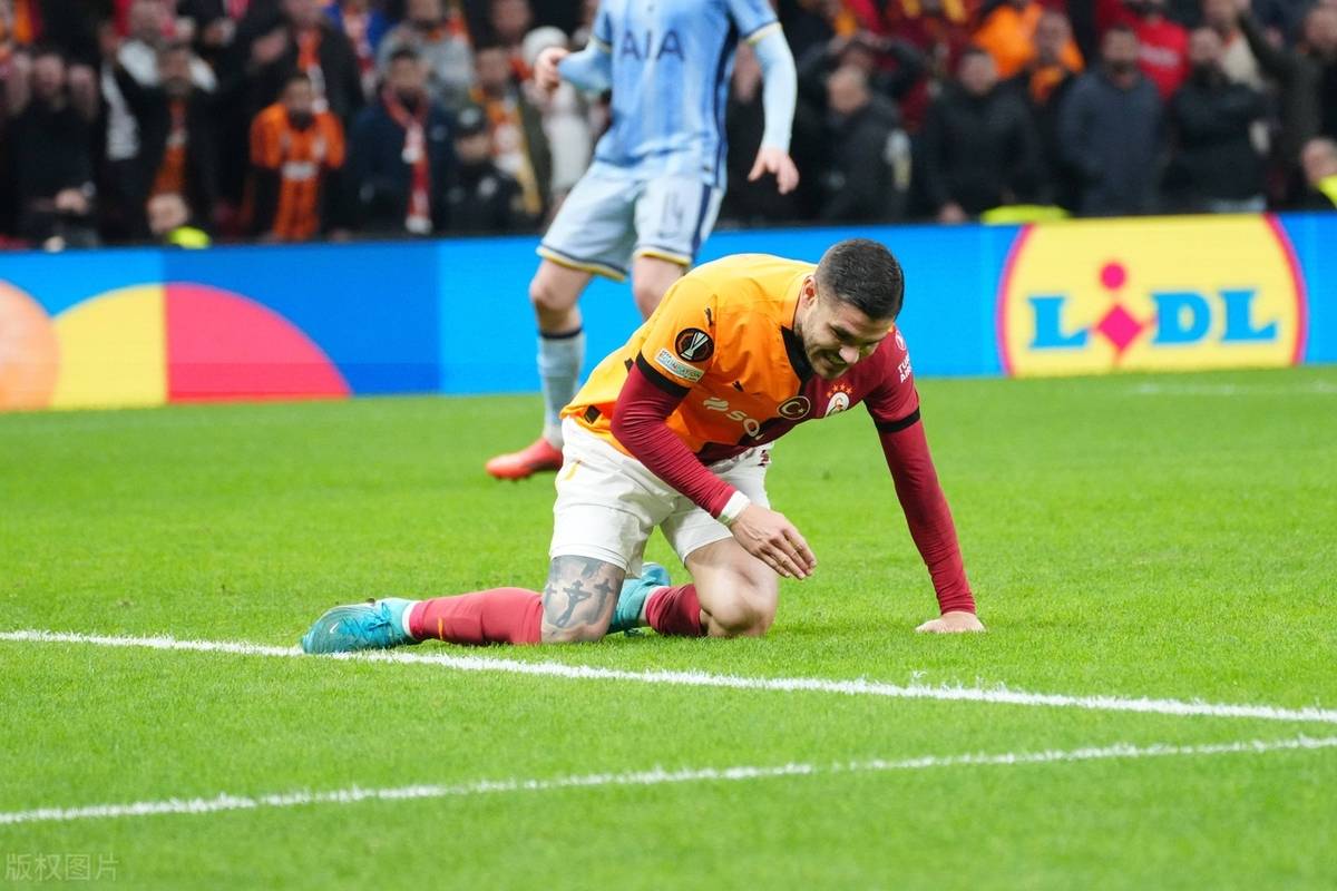 国米主场击败AC米兰,伊卡尔迪破门助球队取胜 国米主场击败AC米兰,伊卡尔迪破门助球队取胜