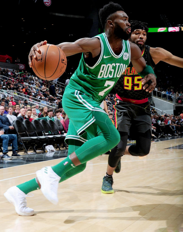 篮网力擒老鹰，厄文独得33分