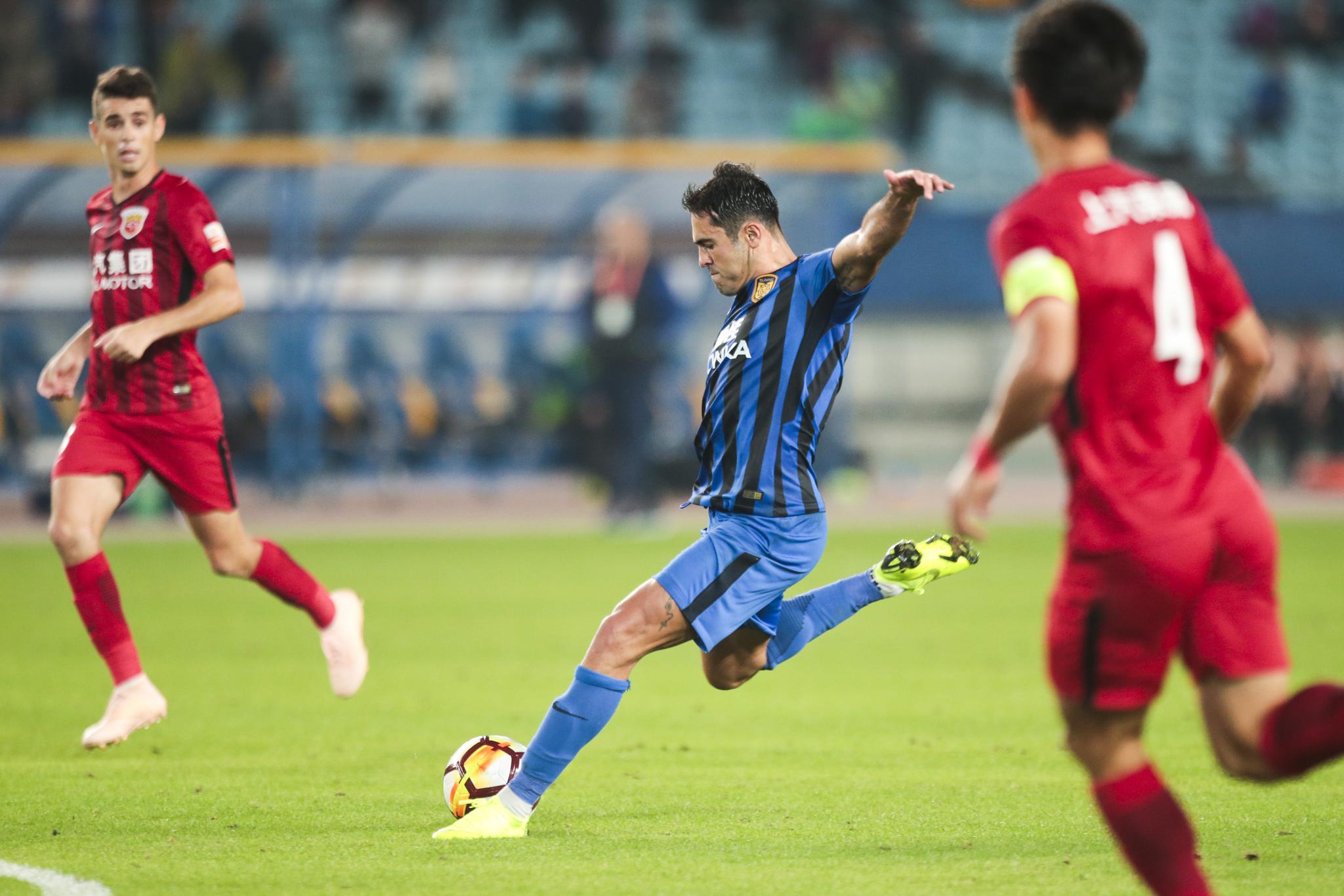 关于苏宁主场艰难取胜，中超前四位置更稳固的信息