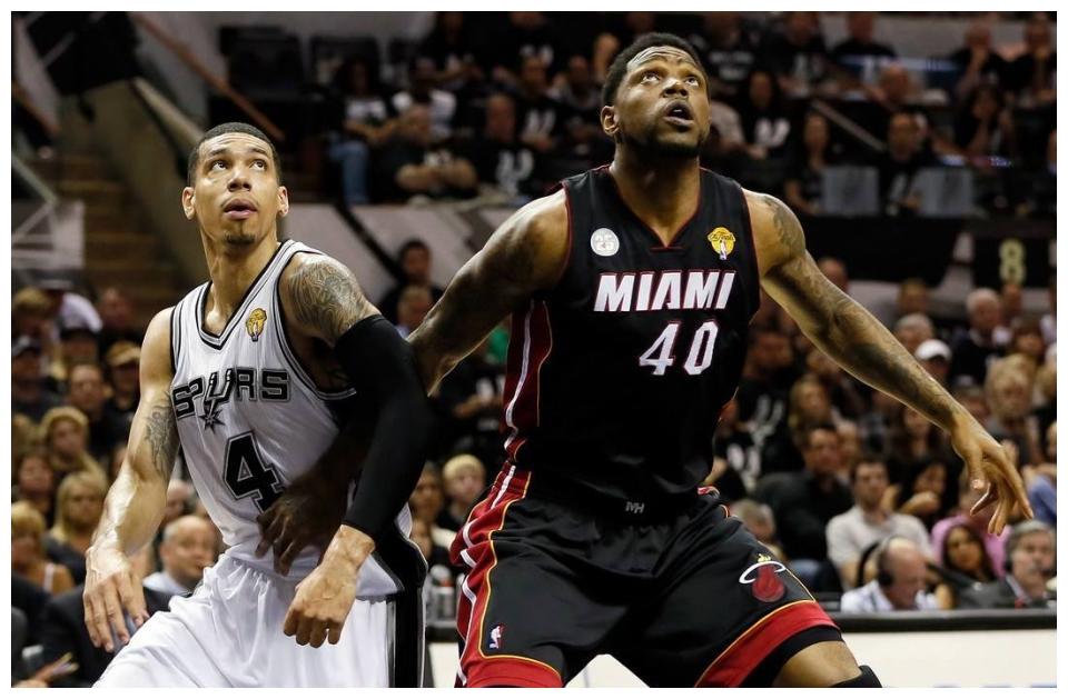 热火队再战篮网队，壮志凌云