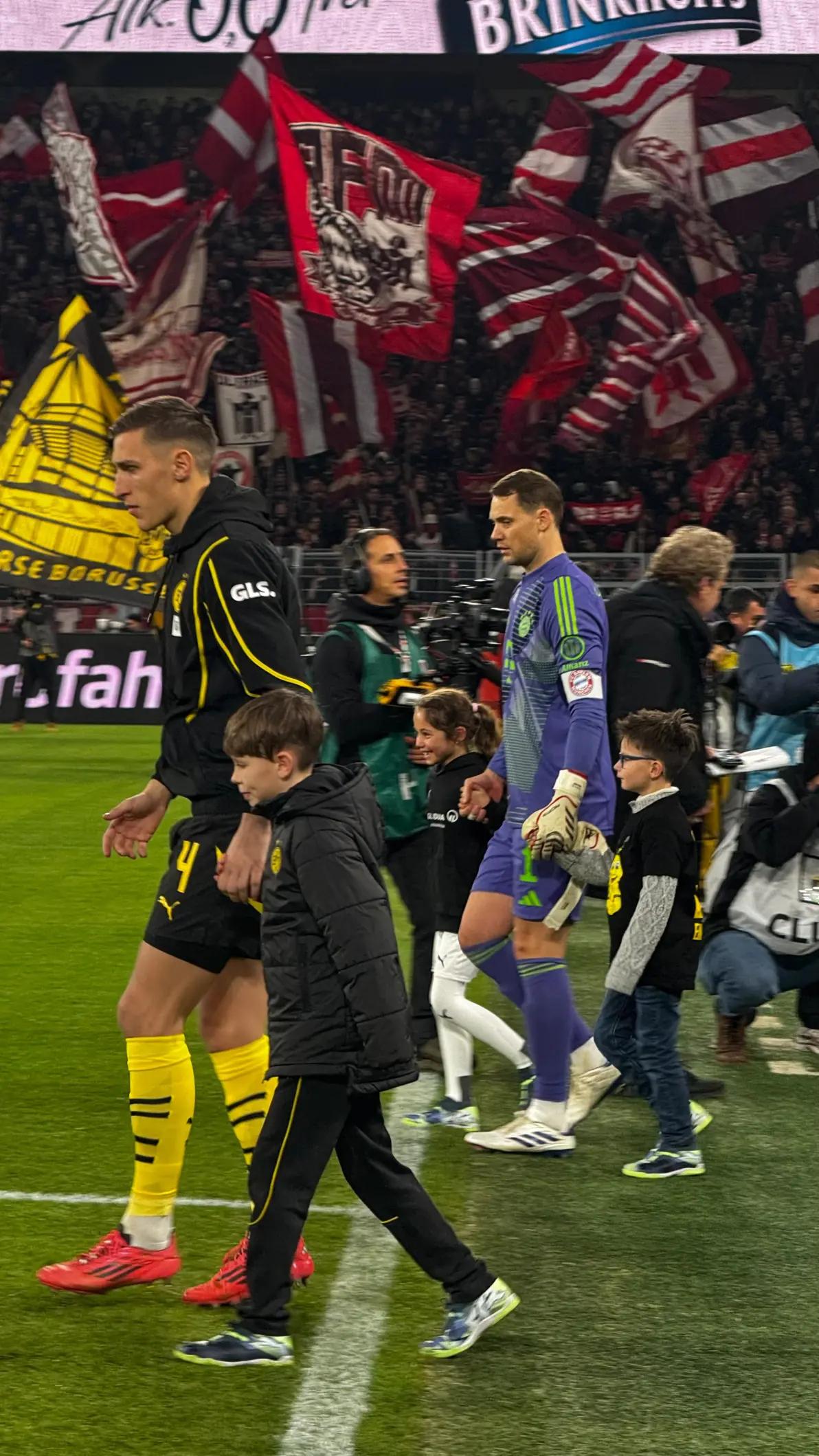 拜仁慕尼黑胜多特蒙德，继续德甲联赛领跑的简单介绍