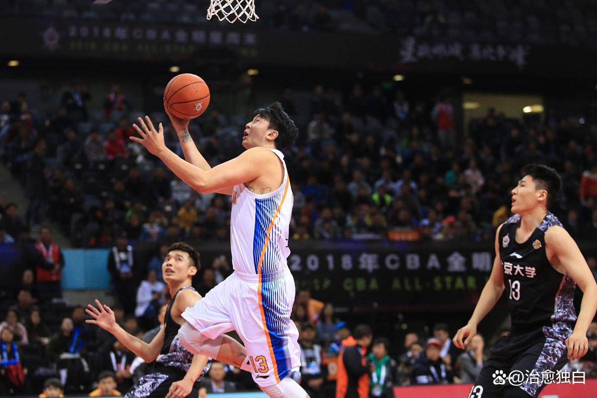 青岛队碾压雷霆，约基奇点燃赛场