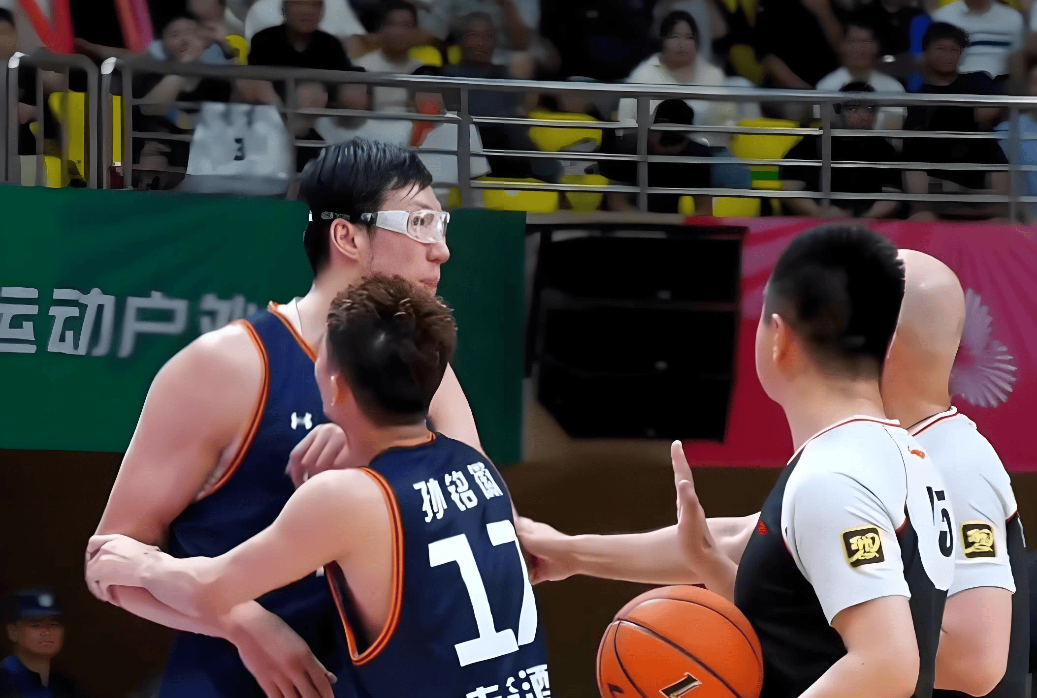 热火轻取四川队,高诗岩扛起全队的简单介绍 热火轻取四川队,高诗岩扛起全队的简单介绍